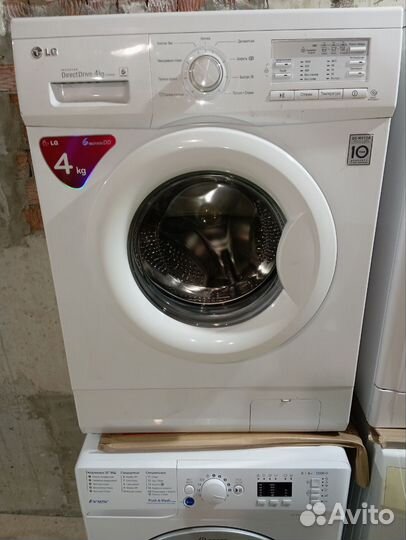 Новая стиральная машинка LG E10B9SD