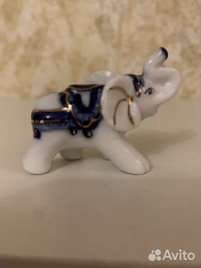 Фарфоровый слоник 6х4