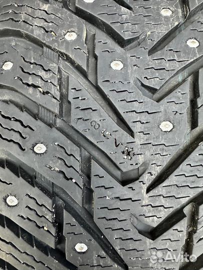 Nokian Tyres Hakkapeliitta 8 SUV 235/55 R20