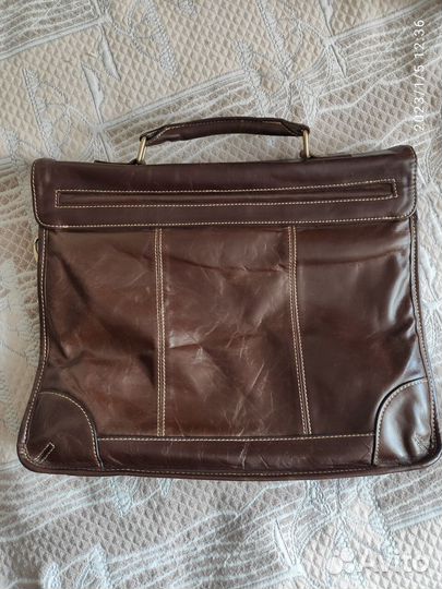 Мужской коричневый кожаный портфель