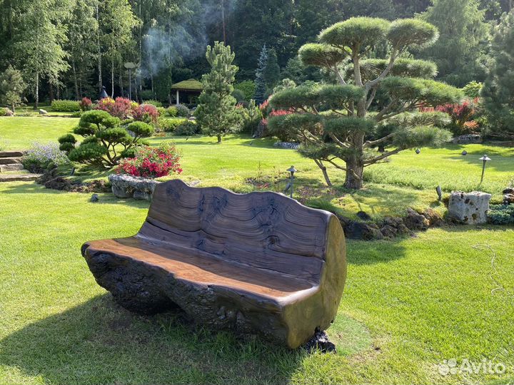 Скамья из бревна