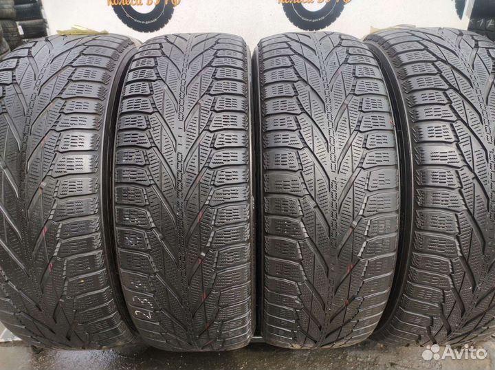 Nokian Tyres Hakkapeliitta R2 SUV 235/65 R17 108R