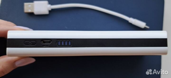 Портативный аккумулятор dexp MA 10 белый