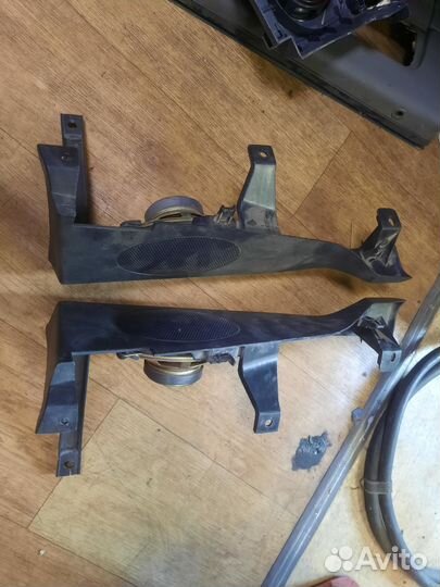 Кронштейн полки багажника chery very a13