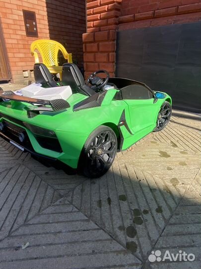 Детский электромобиль lamborghini