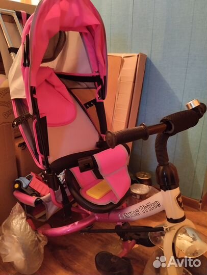 Детский трехколесный велосипед коляска