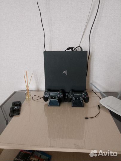 Игровая приставка ps4 pro прошитая
