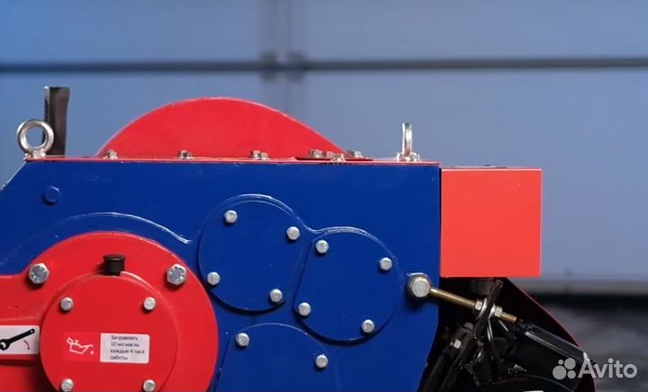 Рубщик арматуры для резки стальной полосы