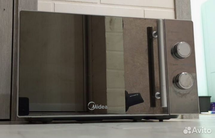 Микроволновая печь Midea