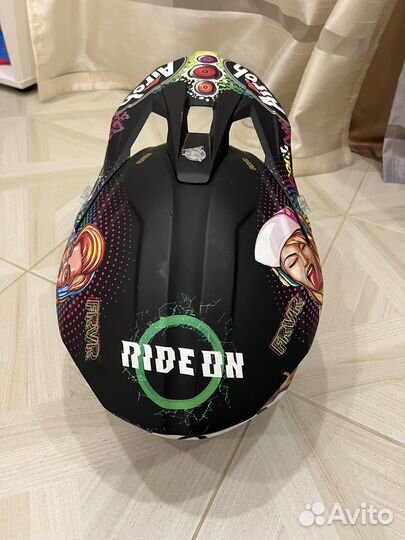 Кроссовый шлем airoh wraap и мотоботы acerbis