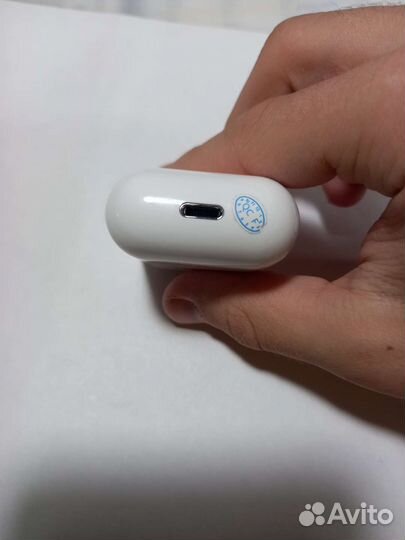 Наушники airpods