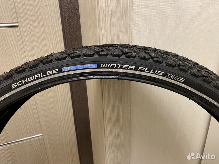 Покрышки шипованные зимние 28