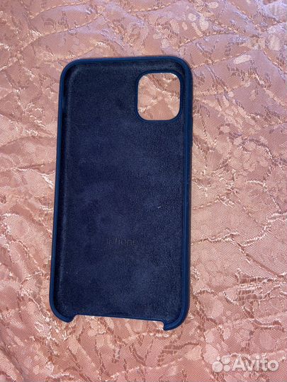 Чехол на iPhone 11