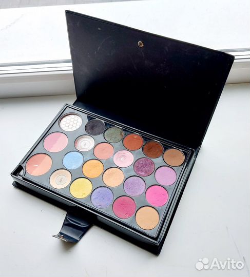 Палитра тенейVOV