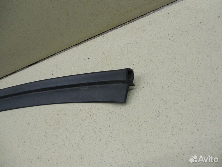 Уплотнитель (внутри) Gentra II 2013-2015