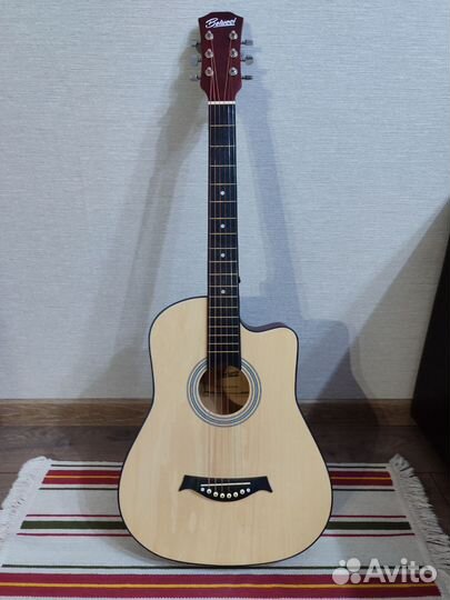 Гитара Bellucci с чехлом новая