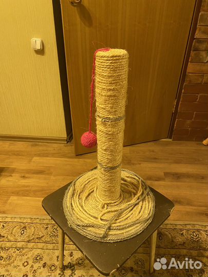 Когтеточка для кошек Triol Столбик с шариком