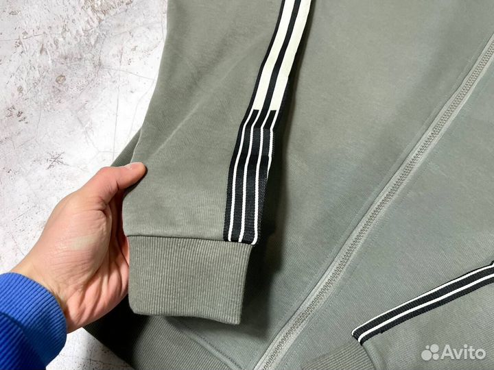 Спортивные костюмы Balenciaga