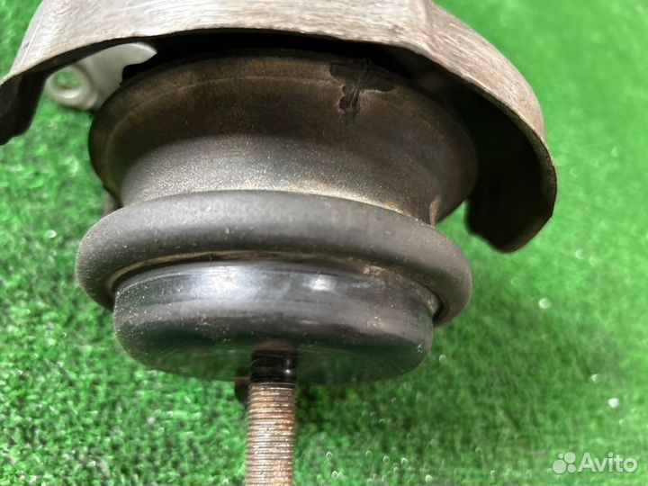 Подушка двс левая Lexus Ls400 USF20 1uzfe