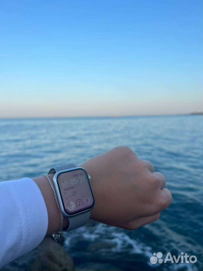 Apple watch 8 series