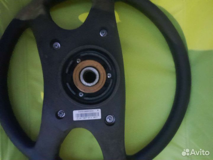 Продам руль от новой нивы