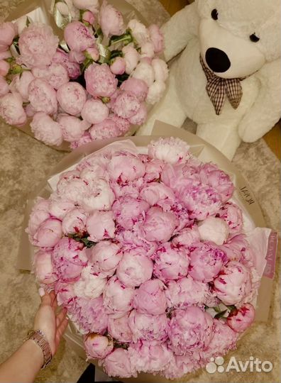 Букет пионов