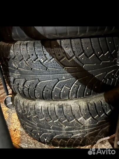Nokian Tyres Hakkapeliitta 5 SUV 265/45 R21