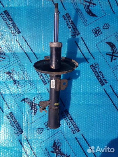 Toyota Alphard 1 anh10w стойка передняя правая