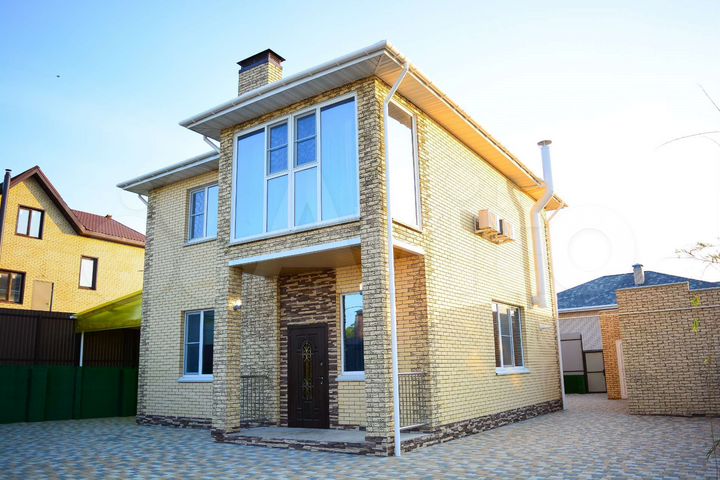 Коттедж 175 м² на участке 8 сот.