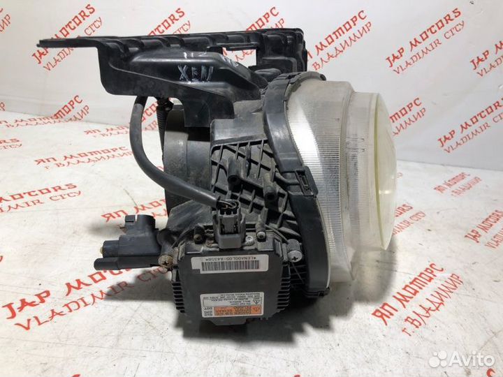 Фара ксеноновая правая Nissan Juke хэтчбек MR16DT