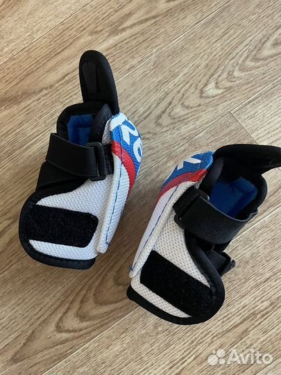 Налокотники хоккейные