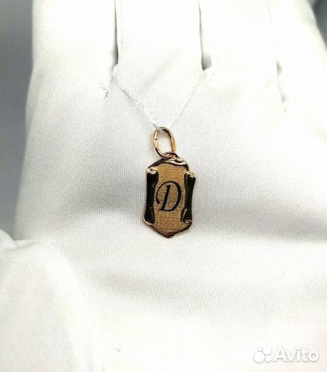 Золотая подвеска