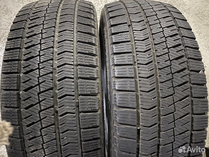 Bridgestone Blizzak VRX2 225/45 R18 91Q