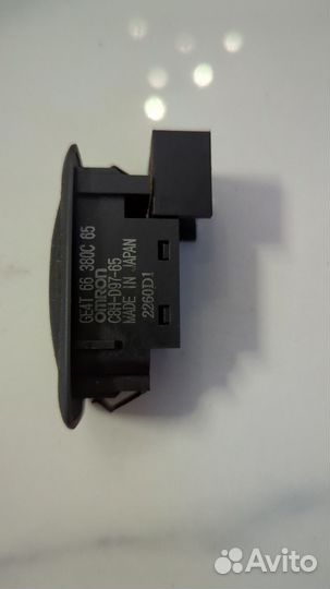 Кнопка стеклоподъемника задняя Mazda Familia BJ5W