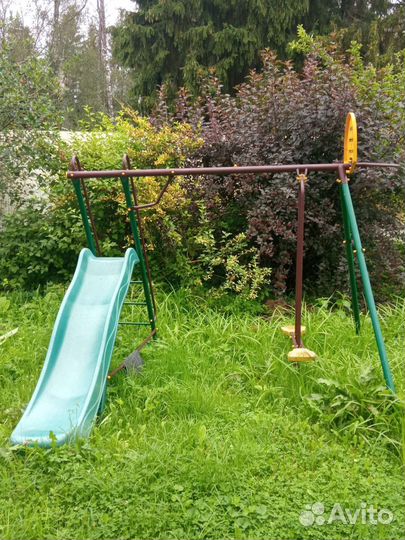 Продам уличную горку с качелями