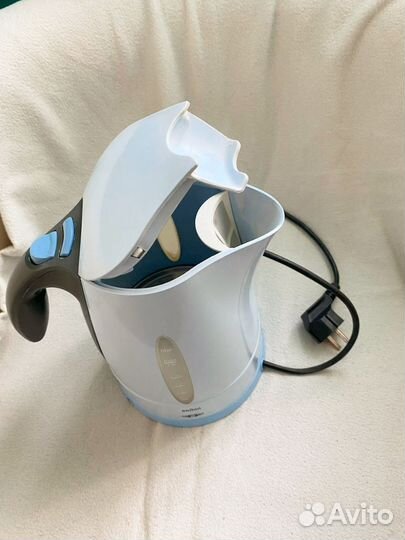 Эл. чайник Braun WK-210