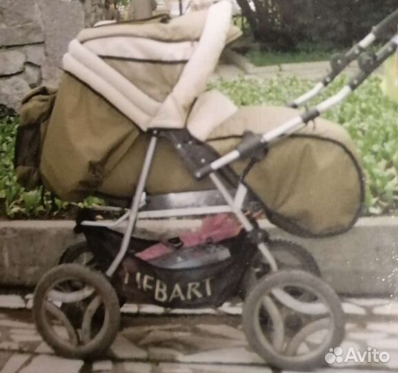 Коляска прогулочная
