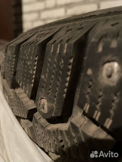 Pirelli Ice Zero 205/60 R16