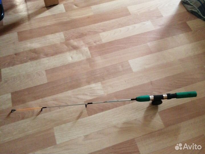 Зимняя удочка с катушкой 77см