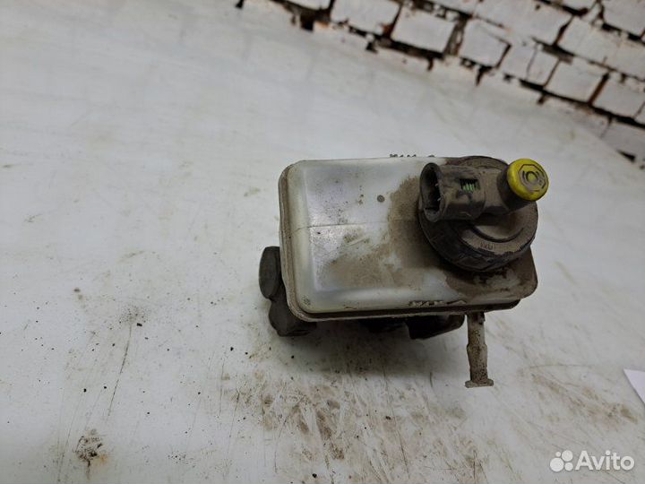 Главный тормозной цилиндр