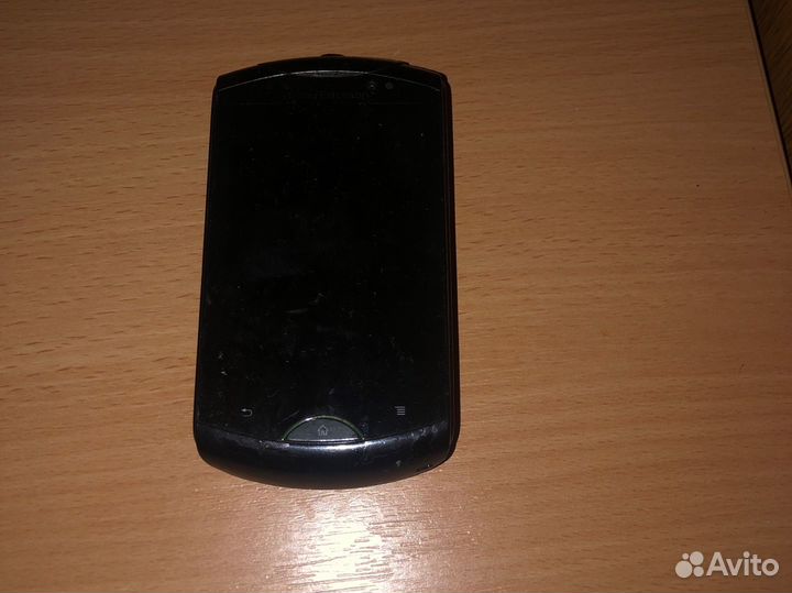 Телефон Sony ericsson