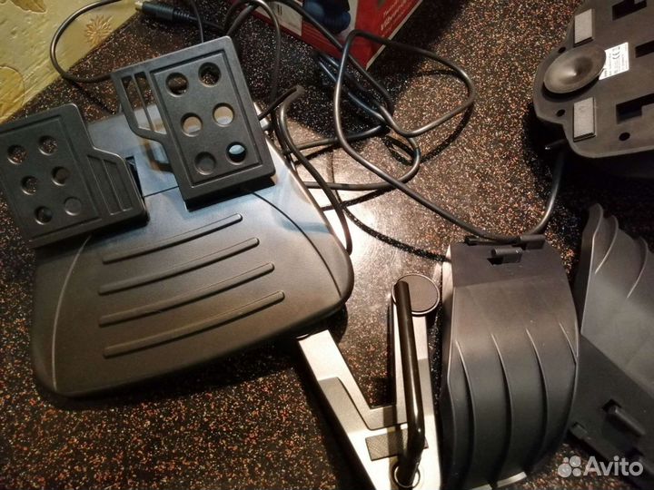 Игровой Руль Genius