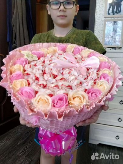 Съедобные букет из конфет Рафаэлло сладкий