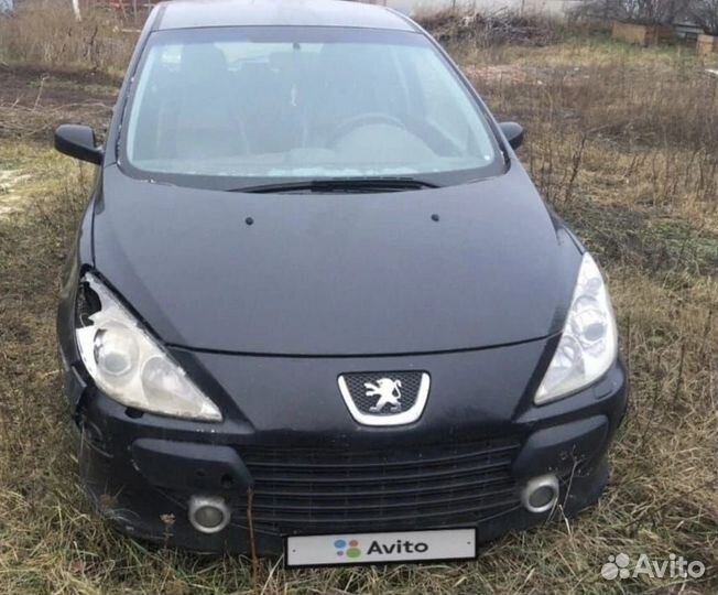 В Разборе Peugeot 307 Пежо 307 Рестайлинг