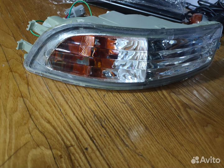 Corona190.поворонник на бампер