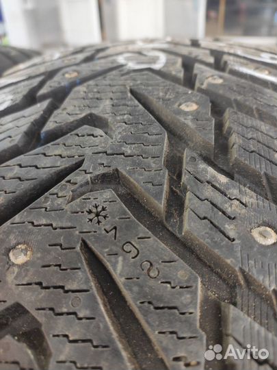 Nokian Tyres Hakkapeliitta 8 SUV 235/55 R20