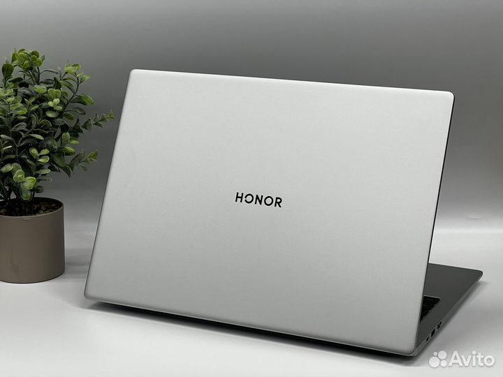Ноутбук Honor Magicbook X16/i5-13500H/16/512