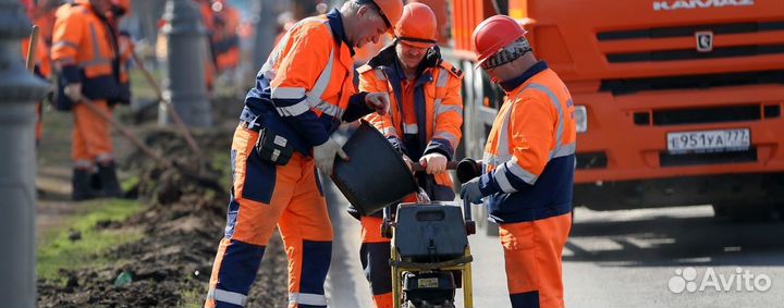 Рабочий по ремонту дорог