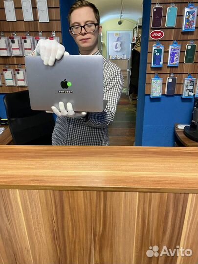 Замена клавиатуры MacBook
