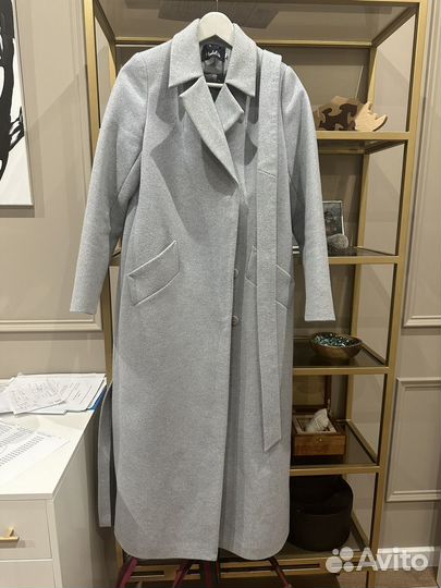 Пальто осеннее 42 размер